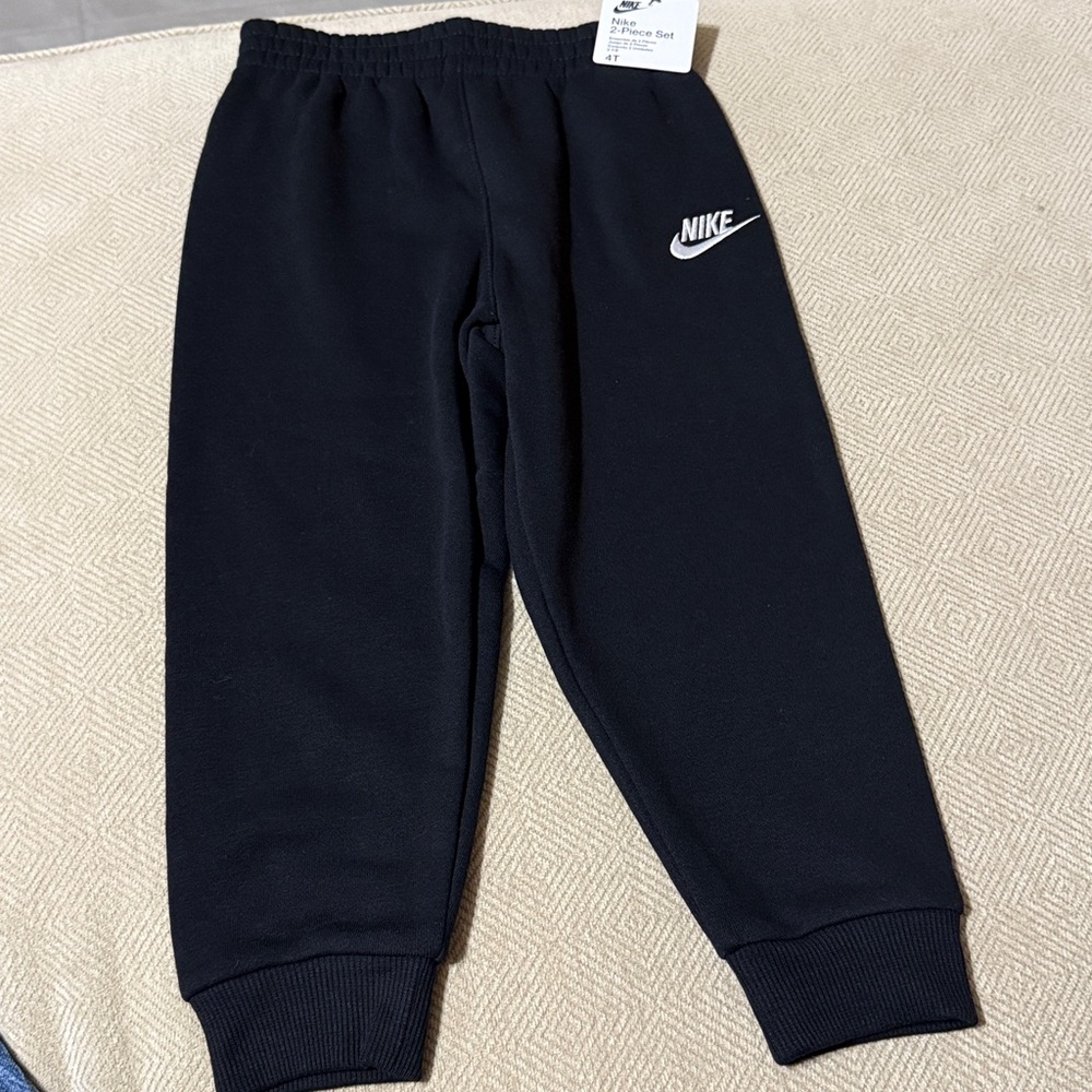 Nike Black Zip-Up Hoodie - Picture 5 of 6